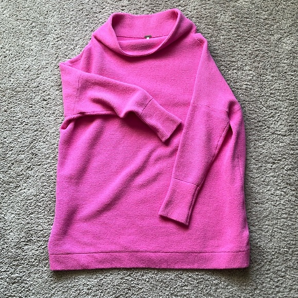 Free People Ottoman Slouchy Tunic in Electric Pink - Picture 2 of 4